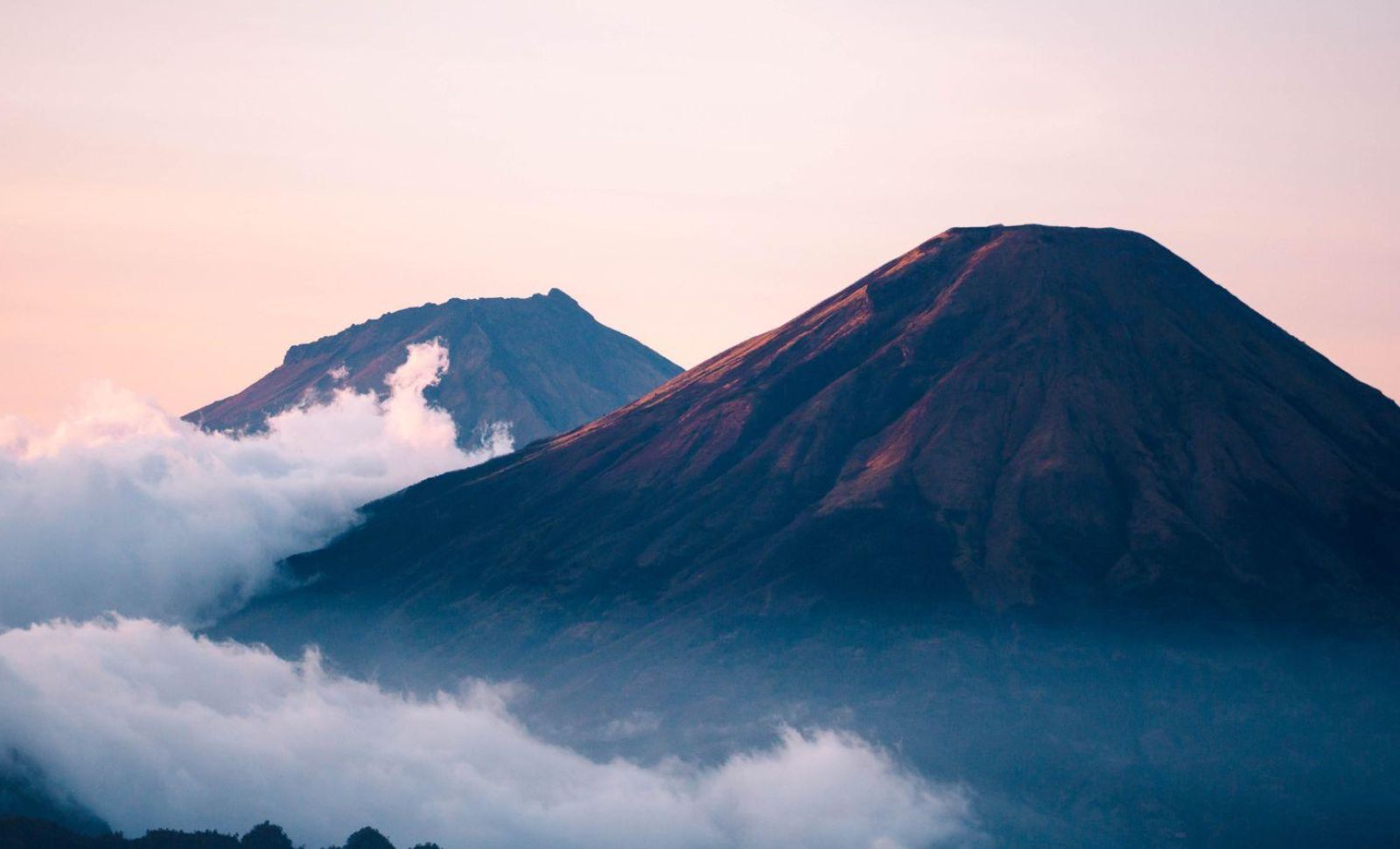 山峰